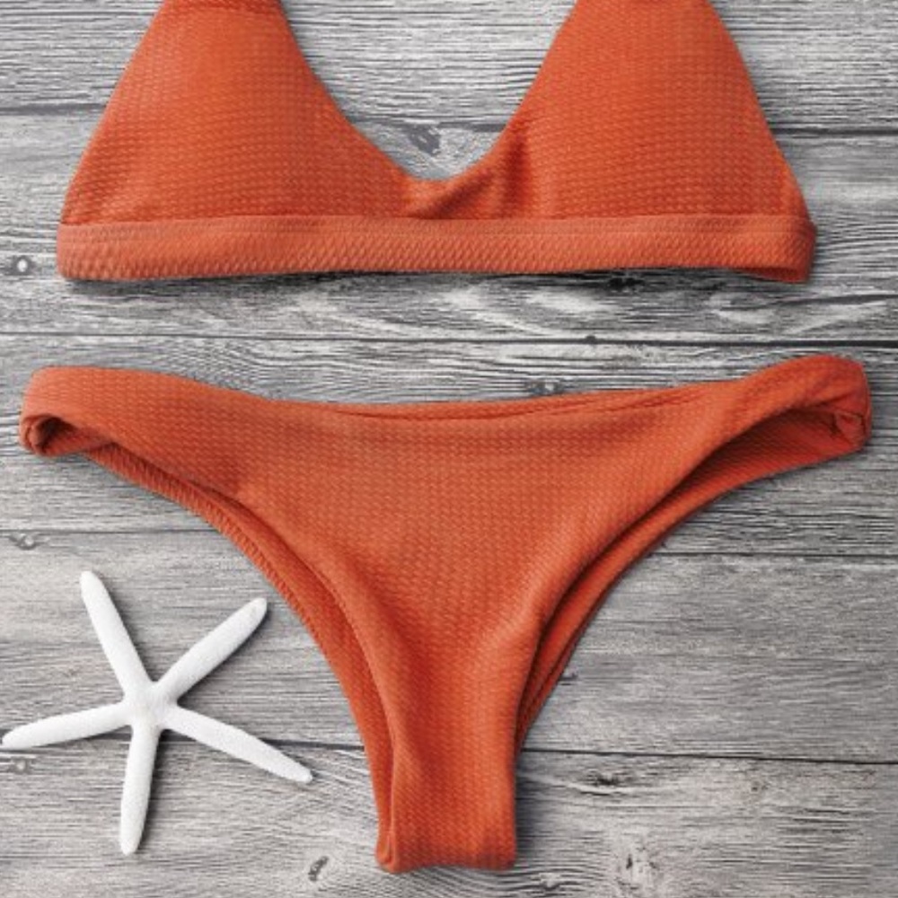 Low rise bikini - Picture 5 of 6